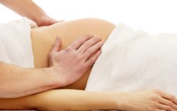 pregnant-massage